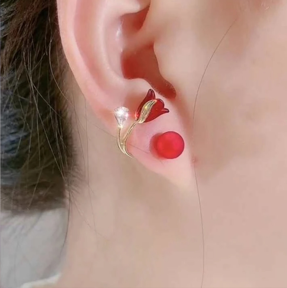 ❤️🌹NEW❤️🌹SUPER GORGEOUS!! Red Rose,CZ, and faux Pearl Ear Climbers ❤️🌹 - Picture 3 of 12